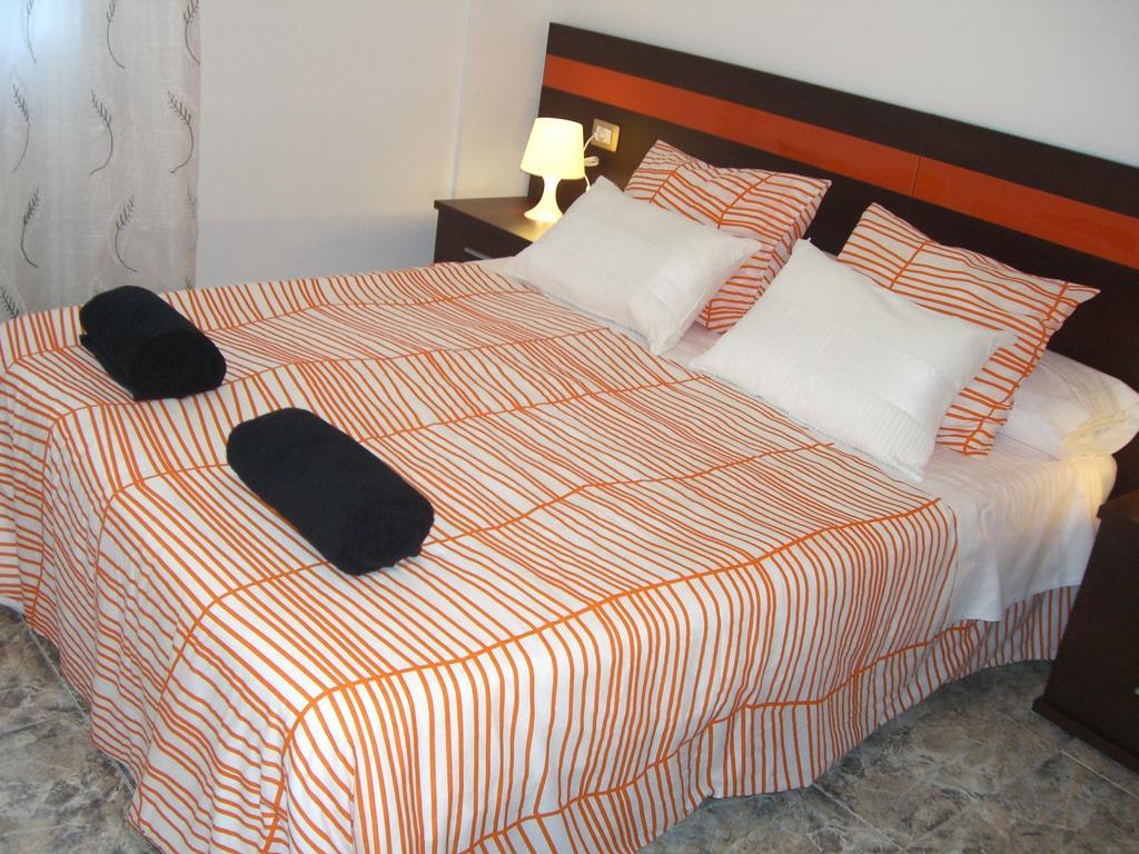 Pension Aqua Rooms Portomarin Portomarín Exterior foto